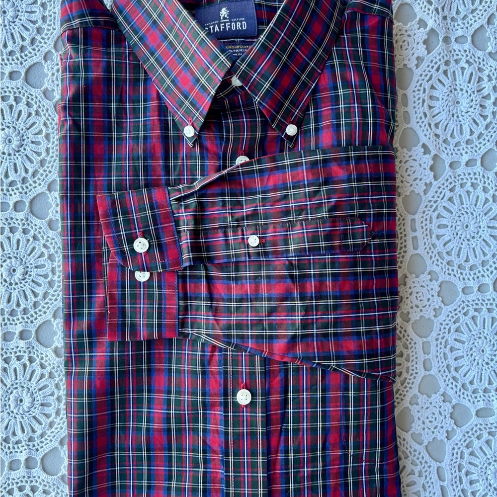 Stafford Men's Multicolor Plaid Button Down Shirt size 17- 34/35 NWOT